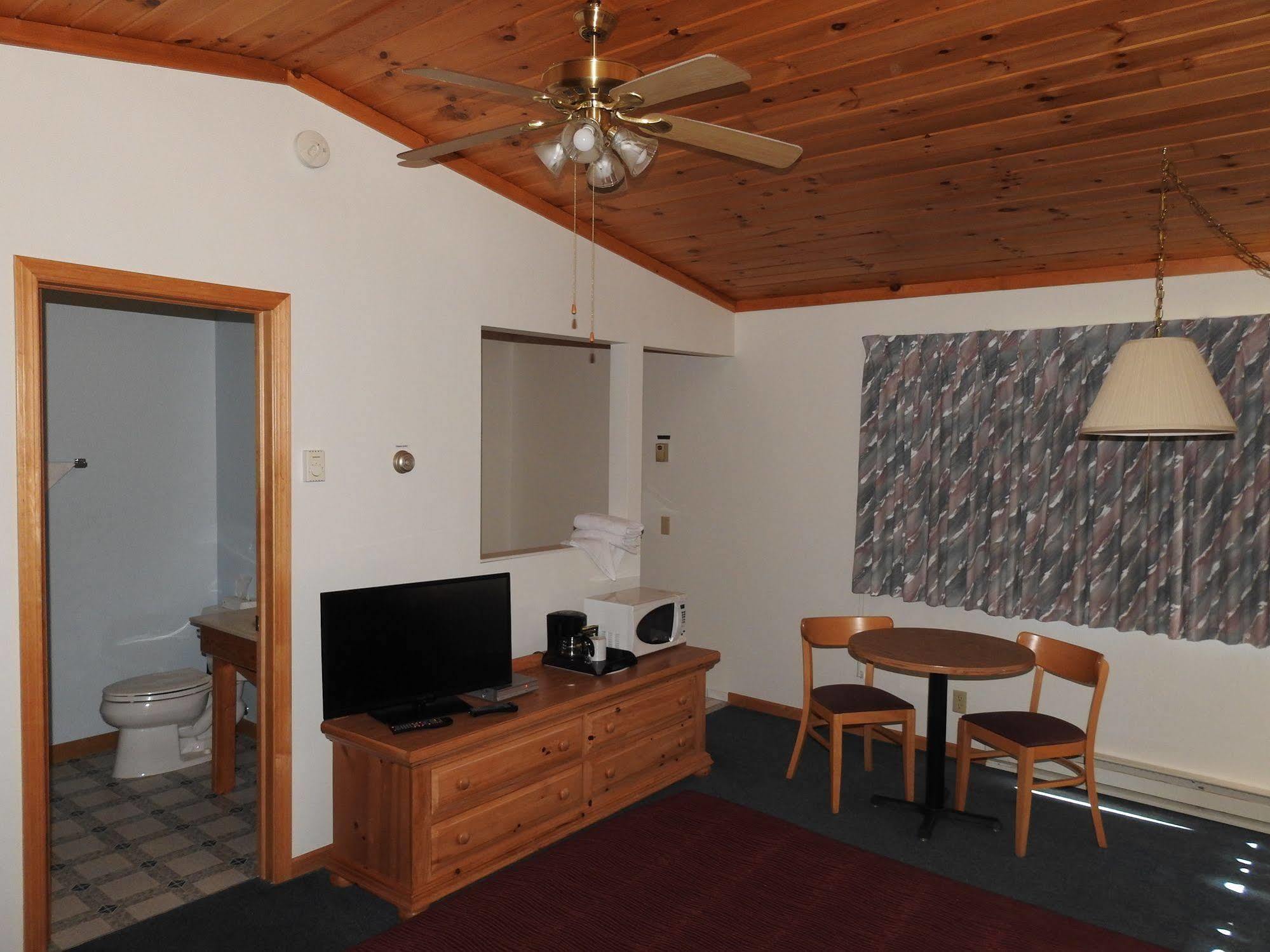 Superior Ridge Resort Motel Schroeder Kültér fotó