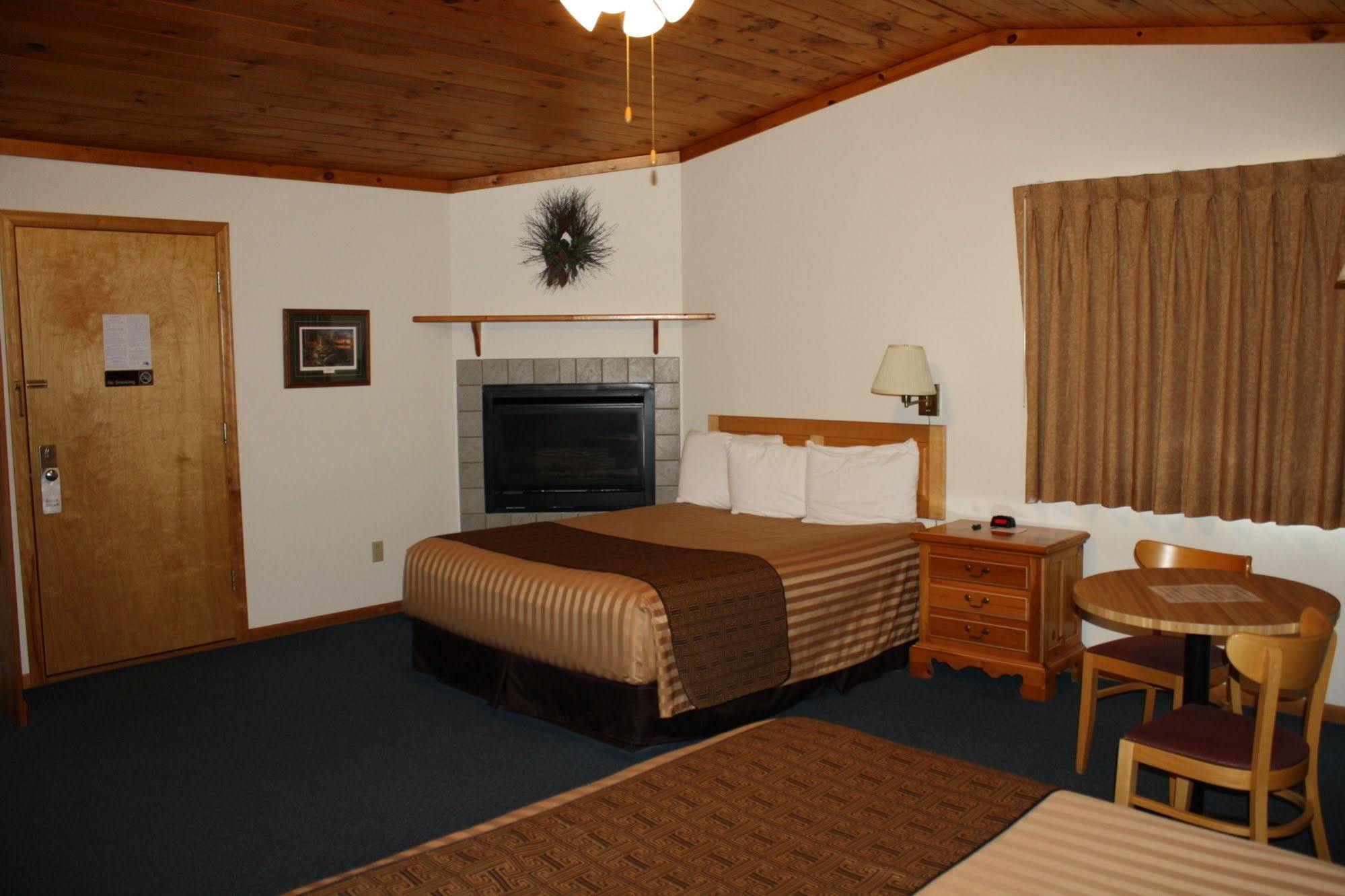 Superior Ridge Resort Motel Schroeder Kültér fotó