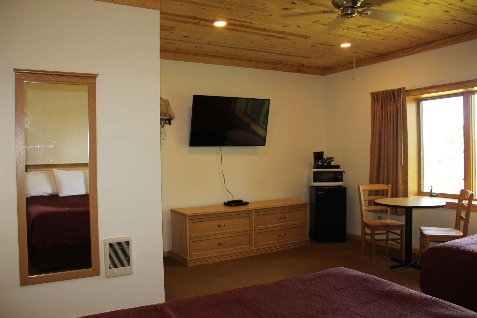 Superior Ridge Resort Motel Schroeder Kültér fotó