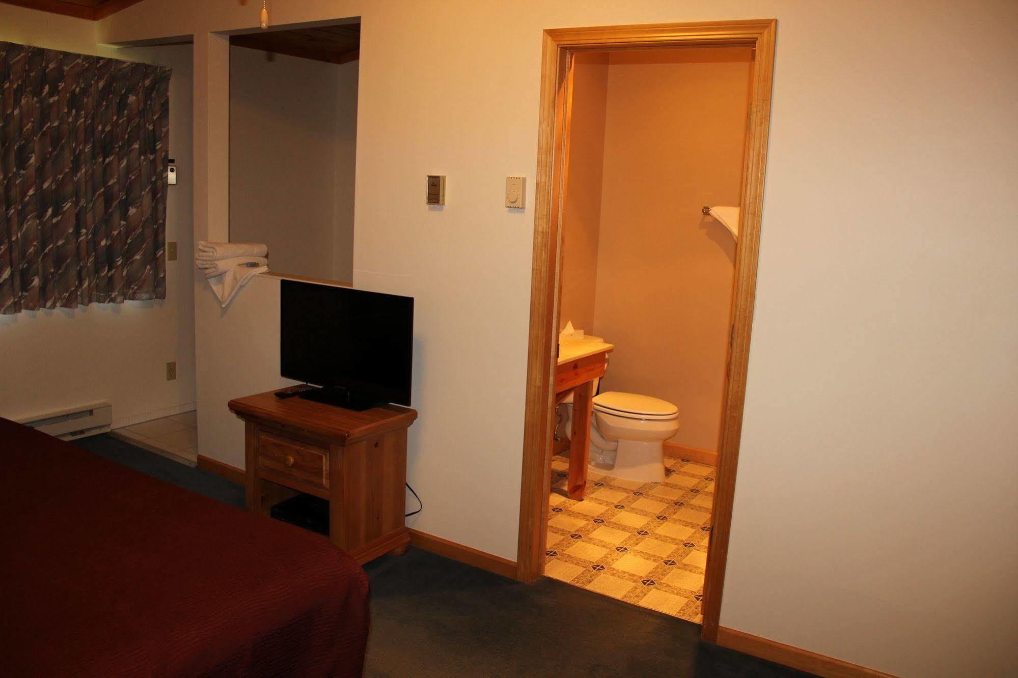 Superior Ridge Resort Motel Schroeder Kültér fotó